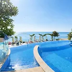 Rosa Rogosa Apartament *