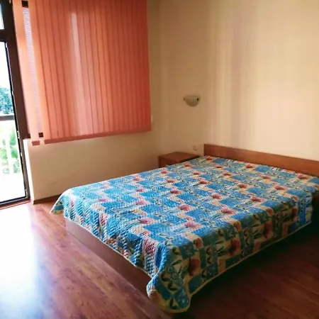 Rose Apartament *